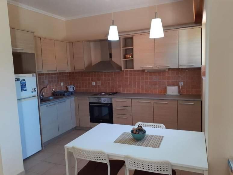 Aestas Apartment Laganas Ngoại thất bức ảnh
